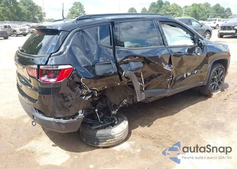 2025 Jeep Compass Latitude 4X4 из США, поврежденный, VIN 3C4NJDBN3ST566839